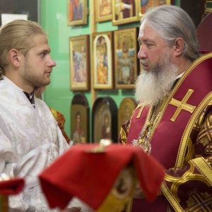 Архиерейское Богослужение в праздник Воздвижения Честного и Животворящего Креста Господня