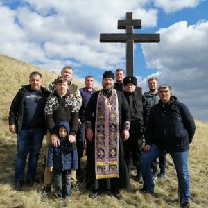 На горе Моргудон был установлен поклонный крест