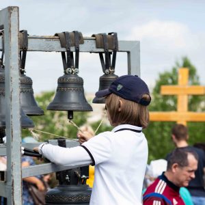 В рамках фестиваля «Братские колокола» состоялся Крестный ход по строящимся храмам Братска