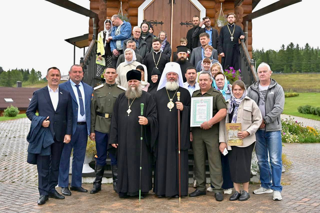 Архиереи Иркутской митрополии посетили праздничные мероприятия в селе Анга